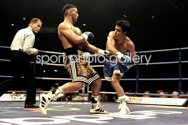 Naseem Hamed v Remigio Molina Manchester 1996
