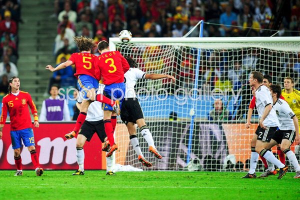 Carles Puyol of Spain scores v Germany
