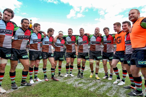 The Harlequins team celebrate - Aviva Premiership Semi Final