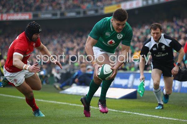 Jacob Stockdale scores Ireland v Wales Dublin 6  Nations 2018
