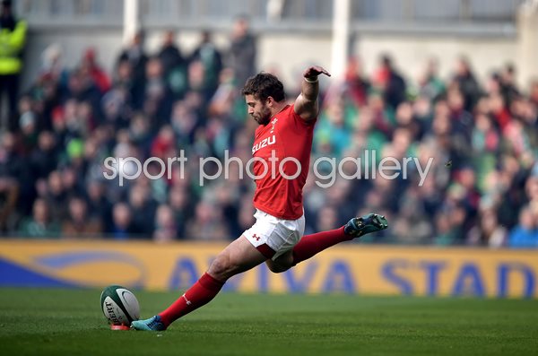 Leigh Halfpenny Wales v Ireland Dublin 6 Nations 2018