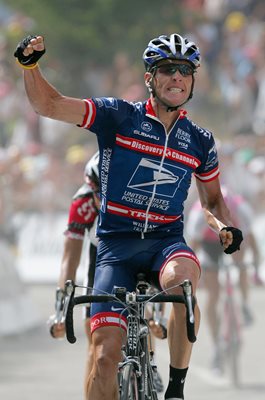 Lance Armstrong USA wins Stage 15 Tour De France 2004