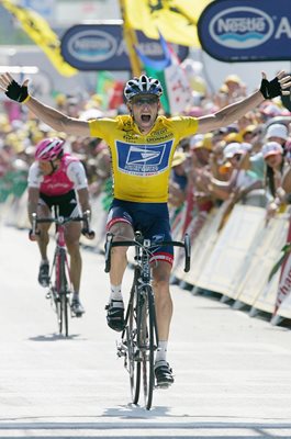 Lance Armstrong USA wins Stage 17 Tour De France 2004