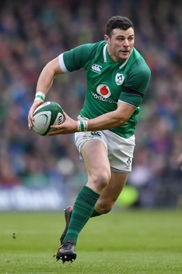 Robbie Henshaw Ireland v Italy Six Nations Dublin 2018