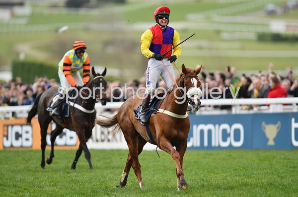 Richard Johnson & Native River win Cheltenham Gold Cup 2018