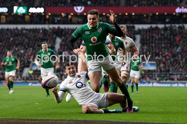 Jacob Stockdale Ireland scores v England 6 Nations Twickenham 2018