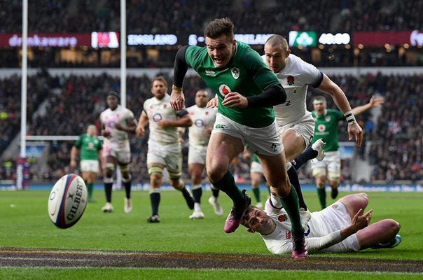 Jacob Stockdale Ireland scores v England 6 Nations Twickenham 2018