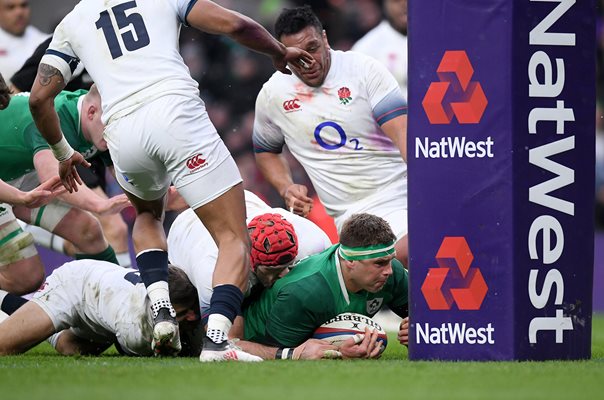 CJ Stander Ireland scores v England 6 Nations Twickenham 2018