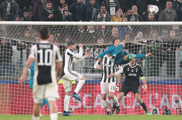 Cristiano Ronaldo Real Madrid Overhead Kick Champions League 2018