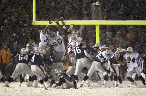 Adam Vinatieri New England Patriots v Raiders Foxboro 2002