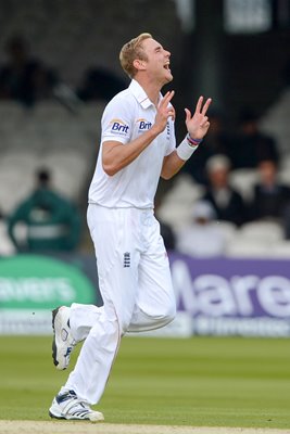 Stuart Broad England celebrates Lord's 2012