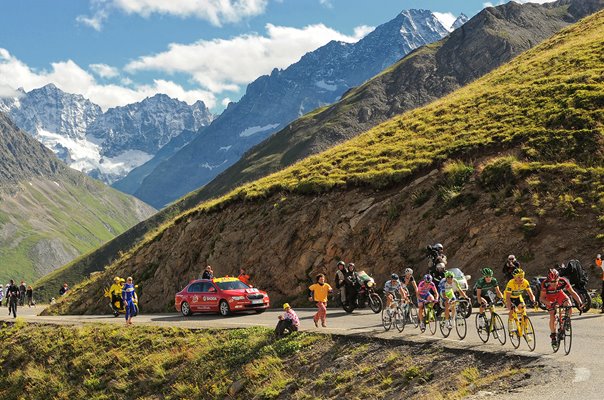 Cadel Evans & Thomas Voeckler Tour de France Stage 18 2011