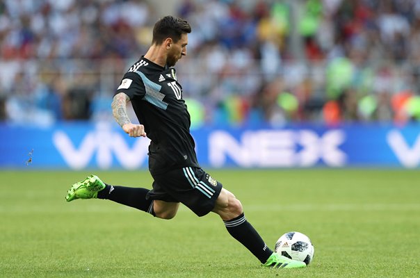 Lionel Messi Argentina free kick v Iceland World Cup 2018