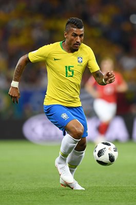 Paulinho Brazil v Switzerland World Cup 2018