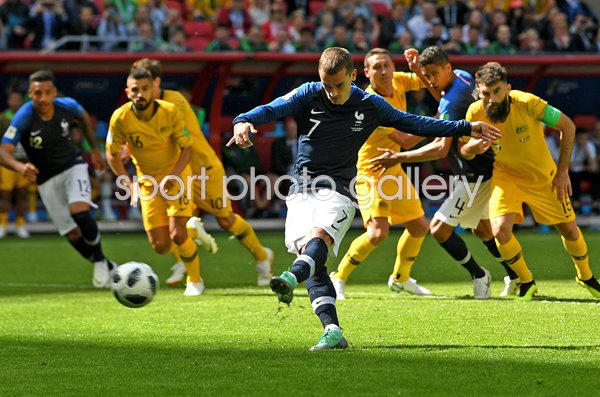 Antoine Griezmann France penalty v Australia World Cup 2018