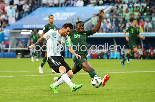 Lionel Messi Argentina shoots v Nigeria World Cup 2018