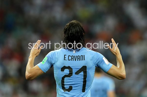 Edinson Cavani Uruguay scores v Portugal World Cup 2018