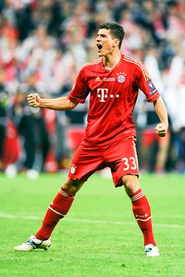 Mario Gomez of FC Bayern Muenchen celebrates