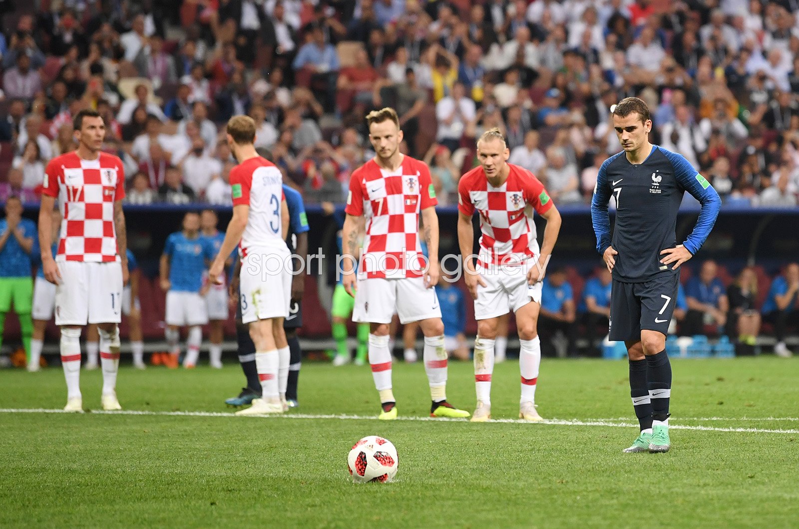 Antoine Griezmann França Comemora Depois Que França Derrotou Croácia Sua —  Fotografia de Stock Editorial © ChinaImages #234445800