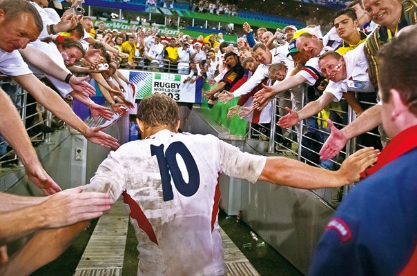 Jonny Wilkinson & England fans World Cup Final Sydney 2003