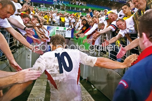 Jonny Wilkinson & England fans World Cup Final Sydney 2003