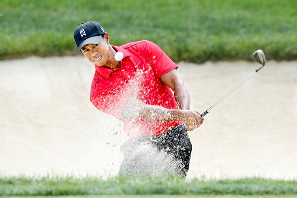 Tiger Woods bunker shot Memorial 2012