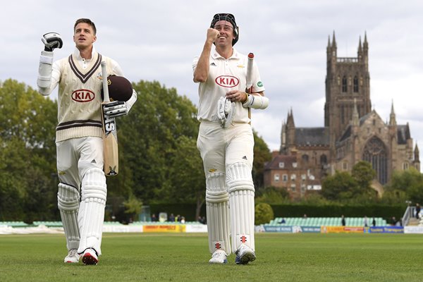 Morne Morkel Rikki Clarke Worcestershire v Surrey County Championship 2018