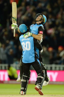 Ben Cox & Ed Barnard Worcestershire Rapids T20 Champions 2018