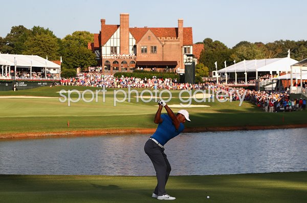Tiger Woods TOUR Championship 18th Hole East Lake 2018