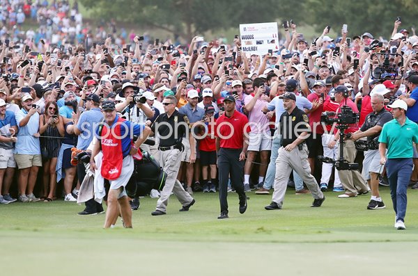 Tiger Woods 18th Hole Final Round Tour Championship 2018 Images | Golf