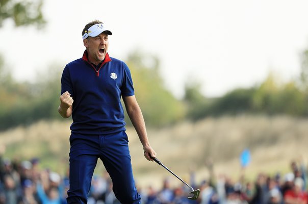 Ian Poulter Europe Day 1 Foursomes Ryder Cup Paris 2018