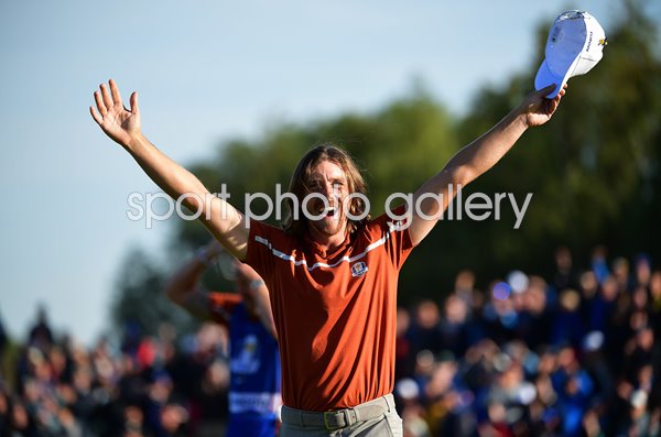 Tommy Fleetwood Europe wins Foursomes Day 2 Ryder Cup 2018