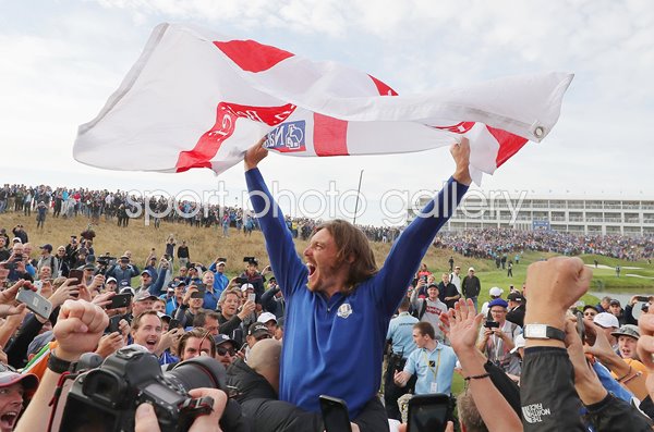 Tommy Fleetwood Europe Celebrates Victory 2018 Ryder Cup