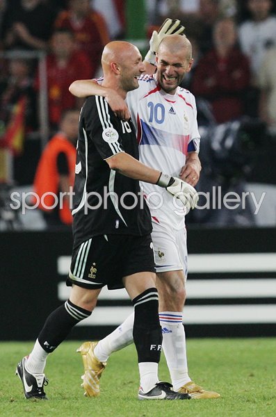 Fabien Barthez & Zinedine Zidane France Last 16 World Cup 2006