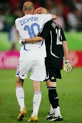 Fabien Barthez & Zinedine Zidane France World Cup 2006