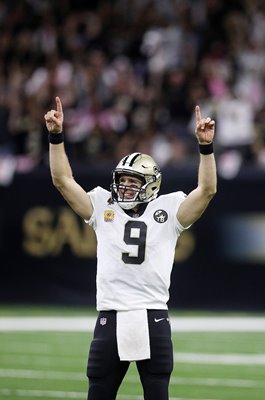 Drew Brees New Orleans Saints breaks passing record 2018