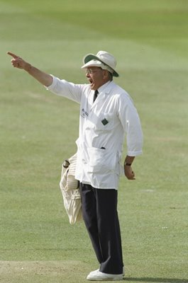 Umpire Dickie Bird final decision England v India Lords 1996