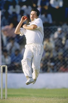 Steve Waugh Australia bowling v India Delhi 1996