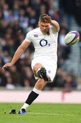 Owen Farrell England kicker v South Africa Twickenham 2018