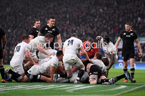 Dylan Hartley England scores v New Zealand Autumn International 2018