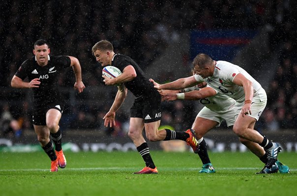 Damian McKenzie New Zealand v England Twickenham 2018