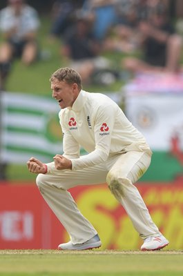 Joe Root England wicket v Sri Lanka Kandy 2018