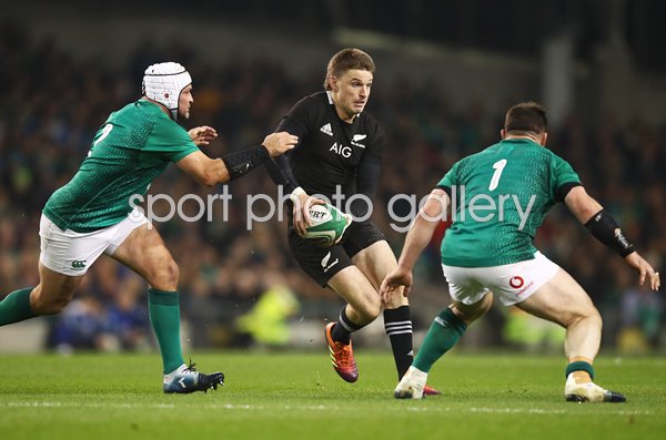 Beauden Barrett New Zealand v Ireland Dublin 2018