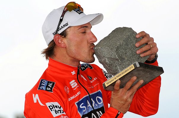 Fabian Cancellara wins Paris-Roubaix 2010