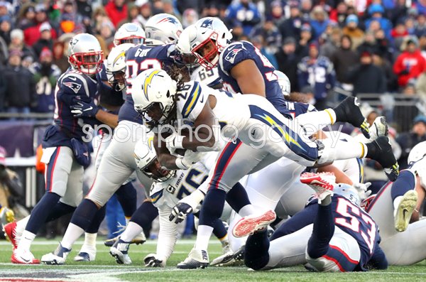 Melvin Gordon Los Angeles Chargers Touchdown v Patriots 2019
