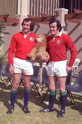 Gareth Edwards & Phil Bennett British Lions South Africa 1974