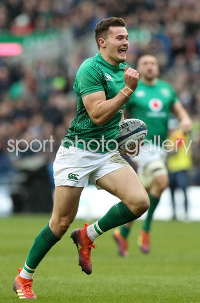 Jacob Stockdale Ireland scores v Scotland Murrayfield Six Nations 2019