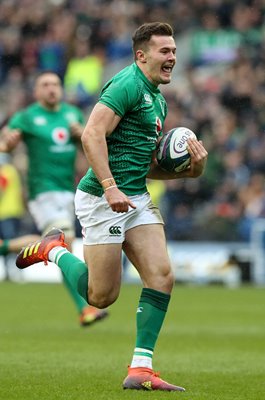 Jacob Stockdale Ireland scores v Scotland Murrayfield 6 Nations 2019