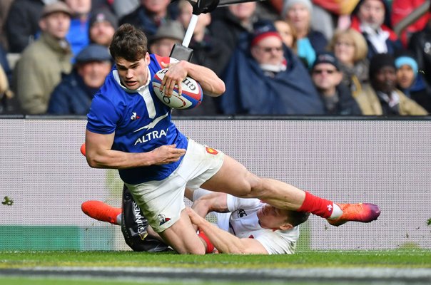 Damian Penaud France scores v England Twickenham Six Nations 2019