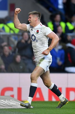 Owen Farrell England scores v France Twickenham 6 Nations 2019
